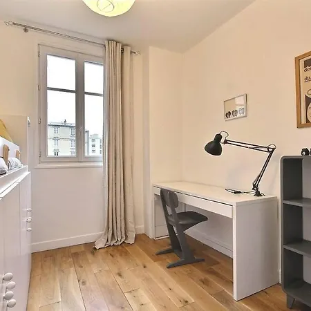 Gambetta Family Pad Apartment *